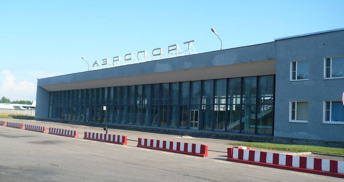 Псков (аэропорт) — энциклопедия руниверсалис