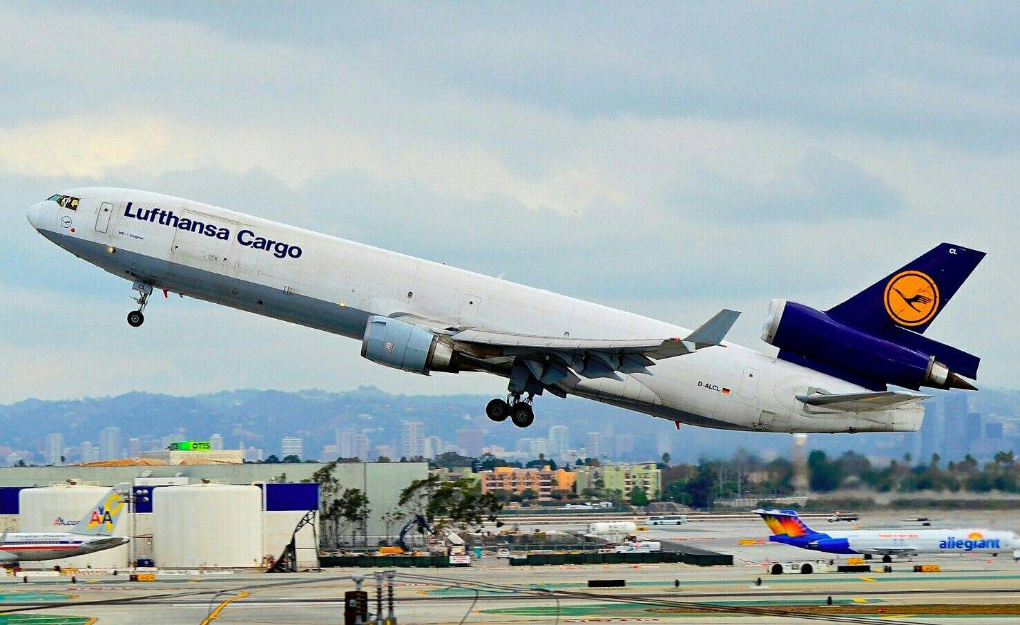 О немецкой авиакомпании lufthansa: авиапарк, карта полетов, услуги, питание, бонусы