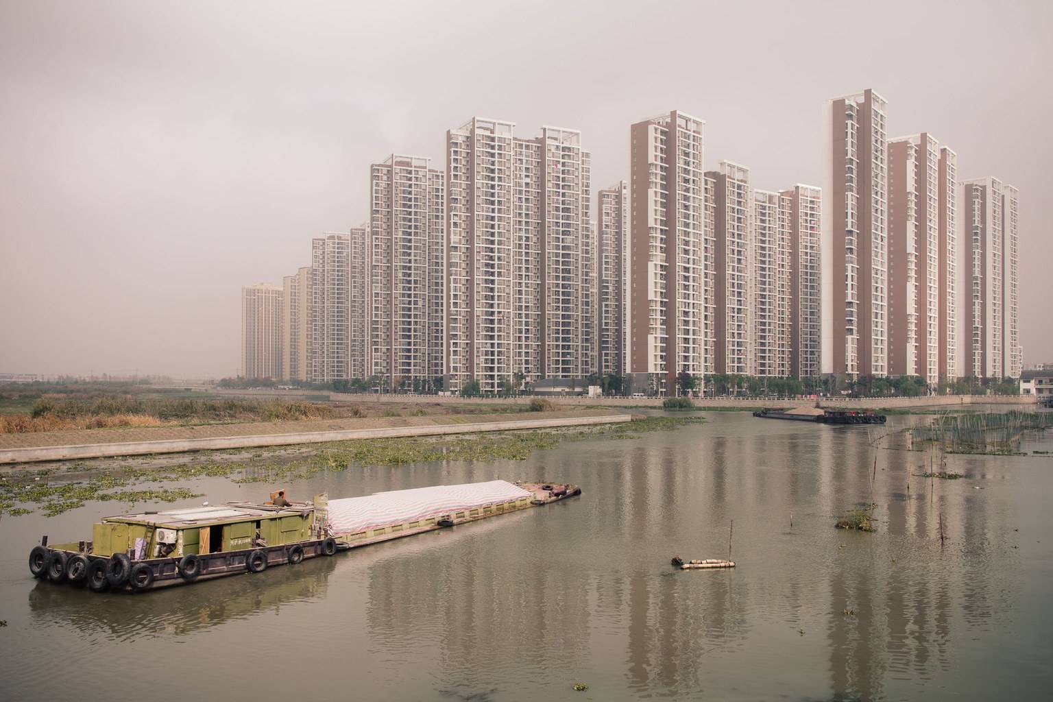 Китайские города-призраки: что скрывают пустынные кварталы?