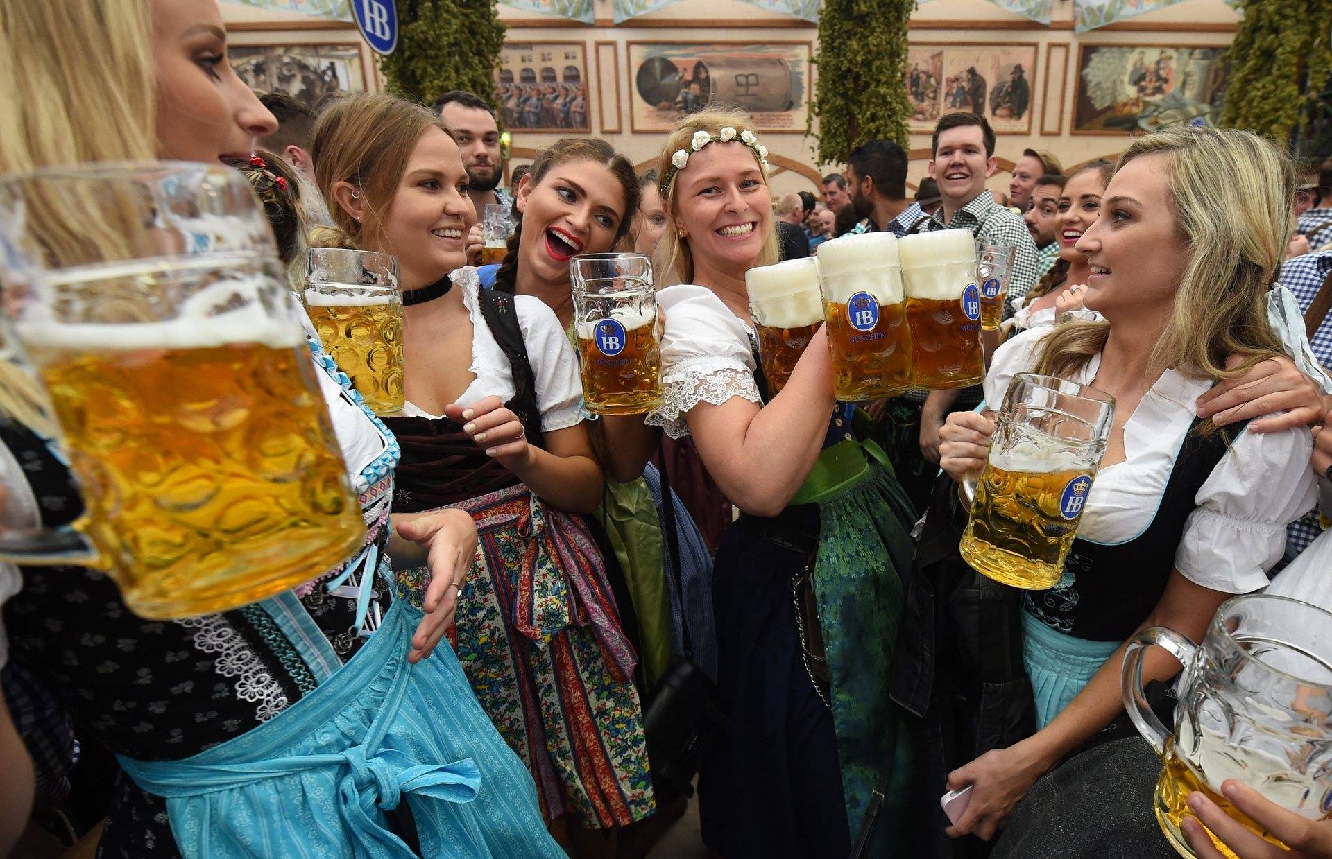 Традиции пивного фестиваля в германии — октоберфест
