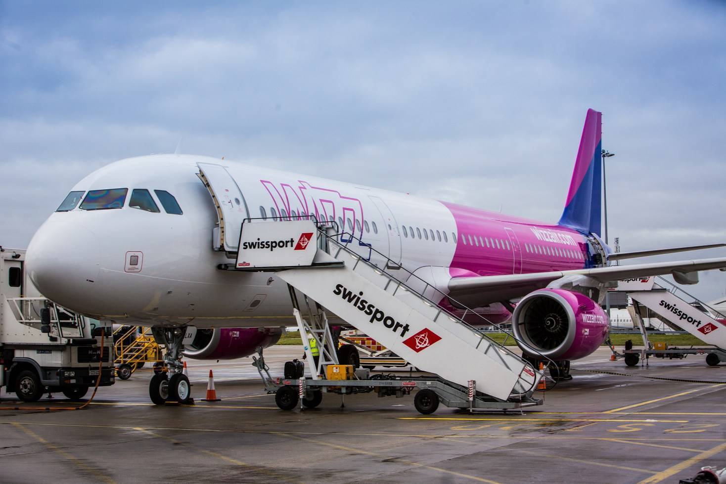 Wizz air: актуальные правила багажа, отмены бронирования и регистрации - low cost эксперт - дешевые авиабилеты