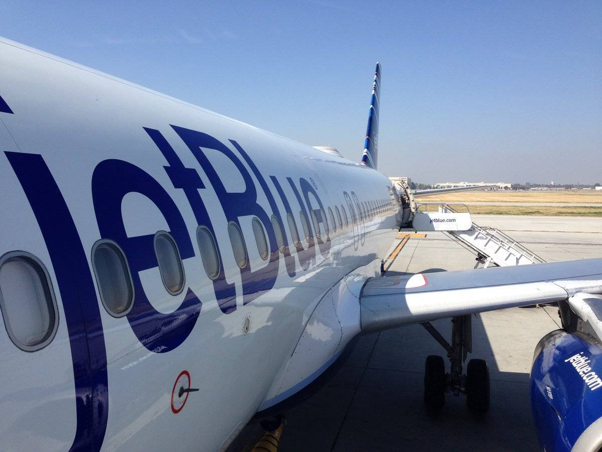 Бюджетная американская авиакомпания «jetblue airways»