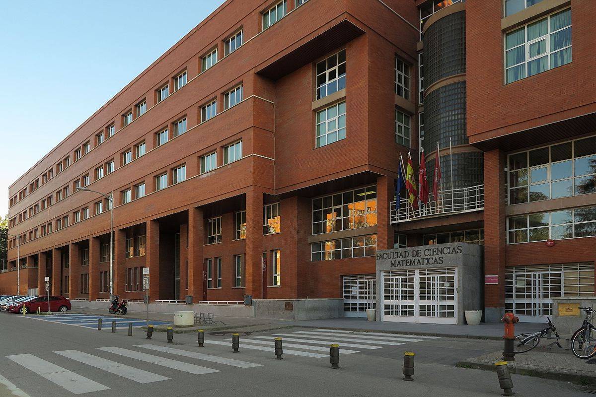 Известные университеты в городе мадрид (испания)