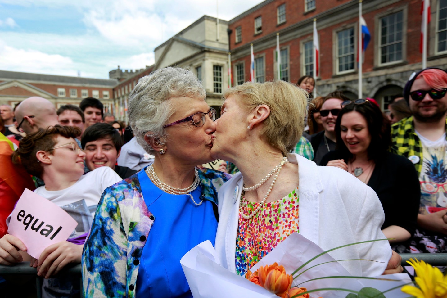 Любимый элгбткторат: как меркель обернула легализацию однополых браков в фрг в свою пользу