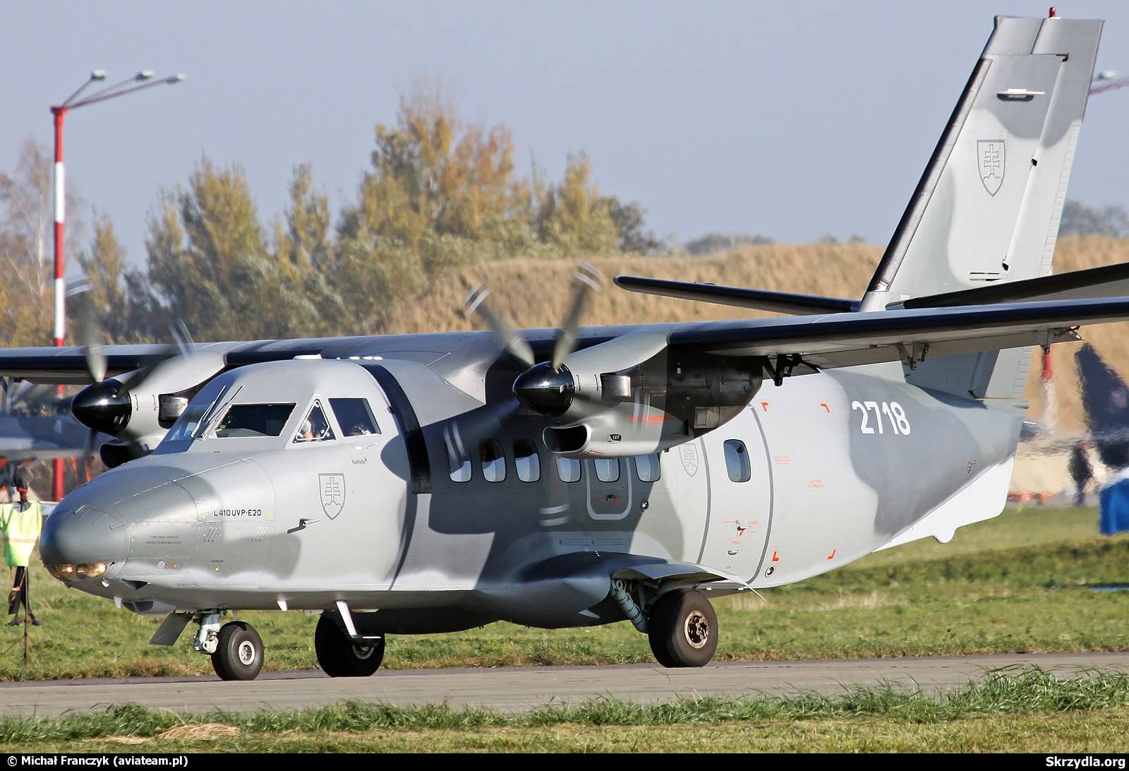 Let l-410 turbolet википедия