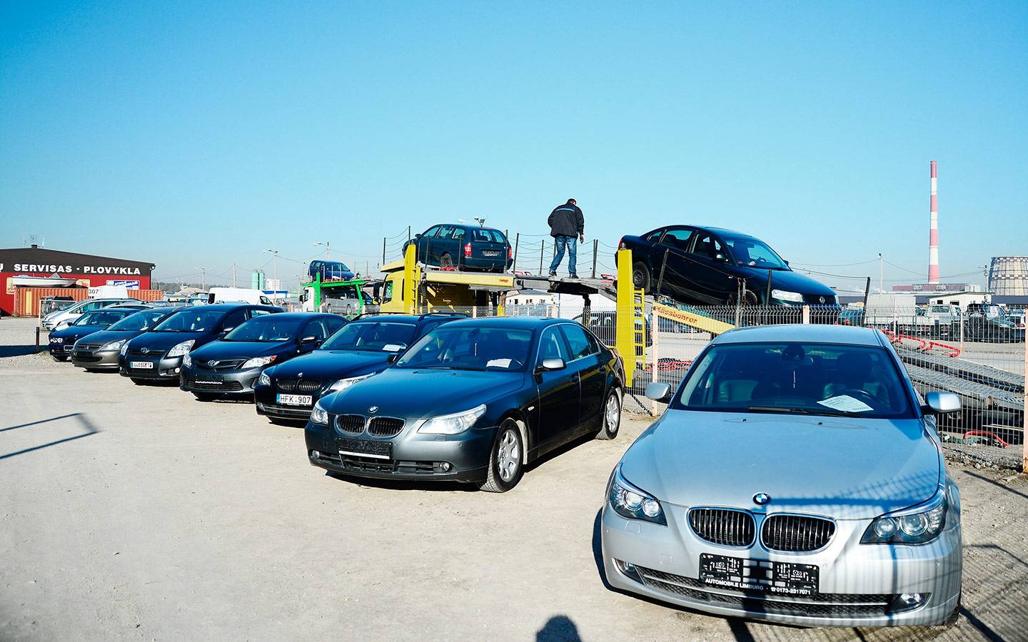 Как купить автомобиль в Латвии