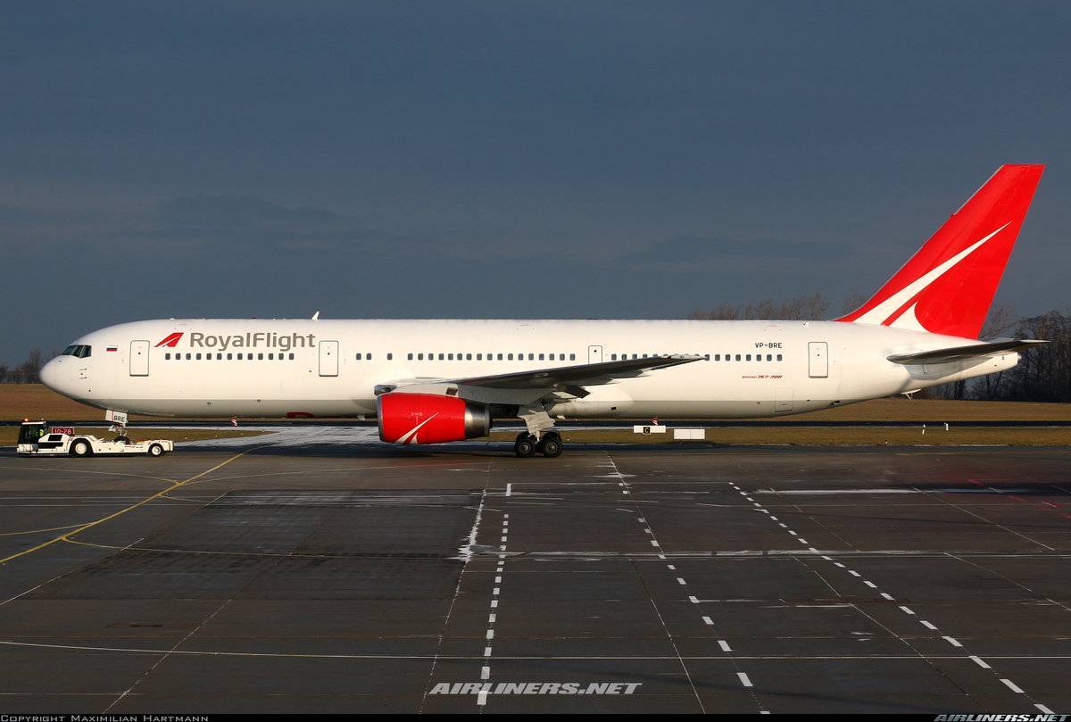 Все о салоне boeing 757 200 royal flight: схема лучших мест в самолете