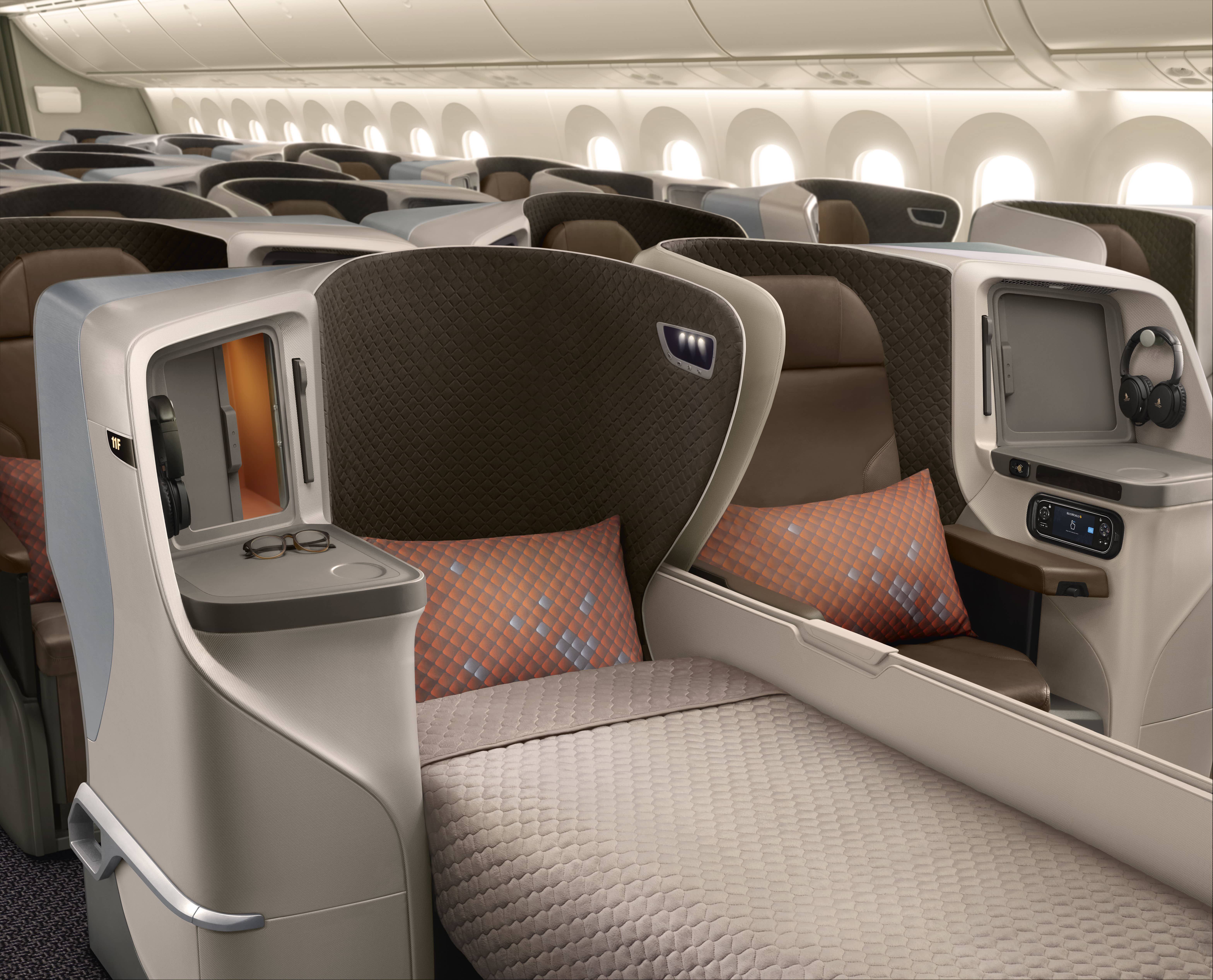 Ощутите все волшебство на борту нового airbus a350 вместе с singapore airlines.