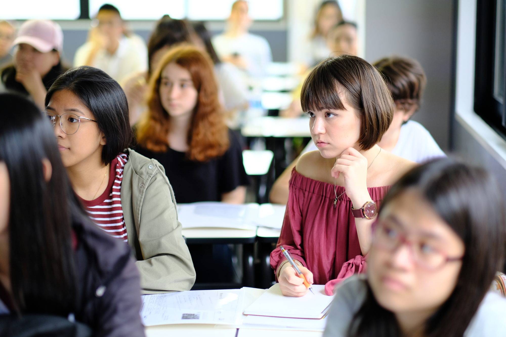 Курсы японского в японии. Языковая школа isi Kyoto. Киото школа. Isi Japanese language School Kyoto. Образование в Японии.