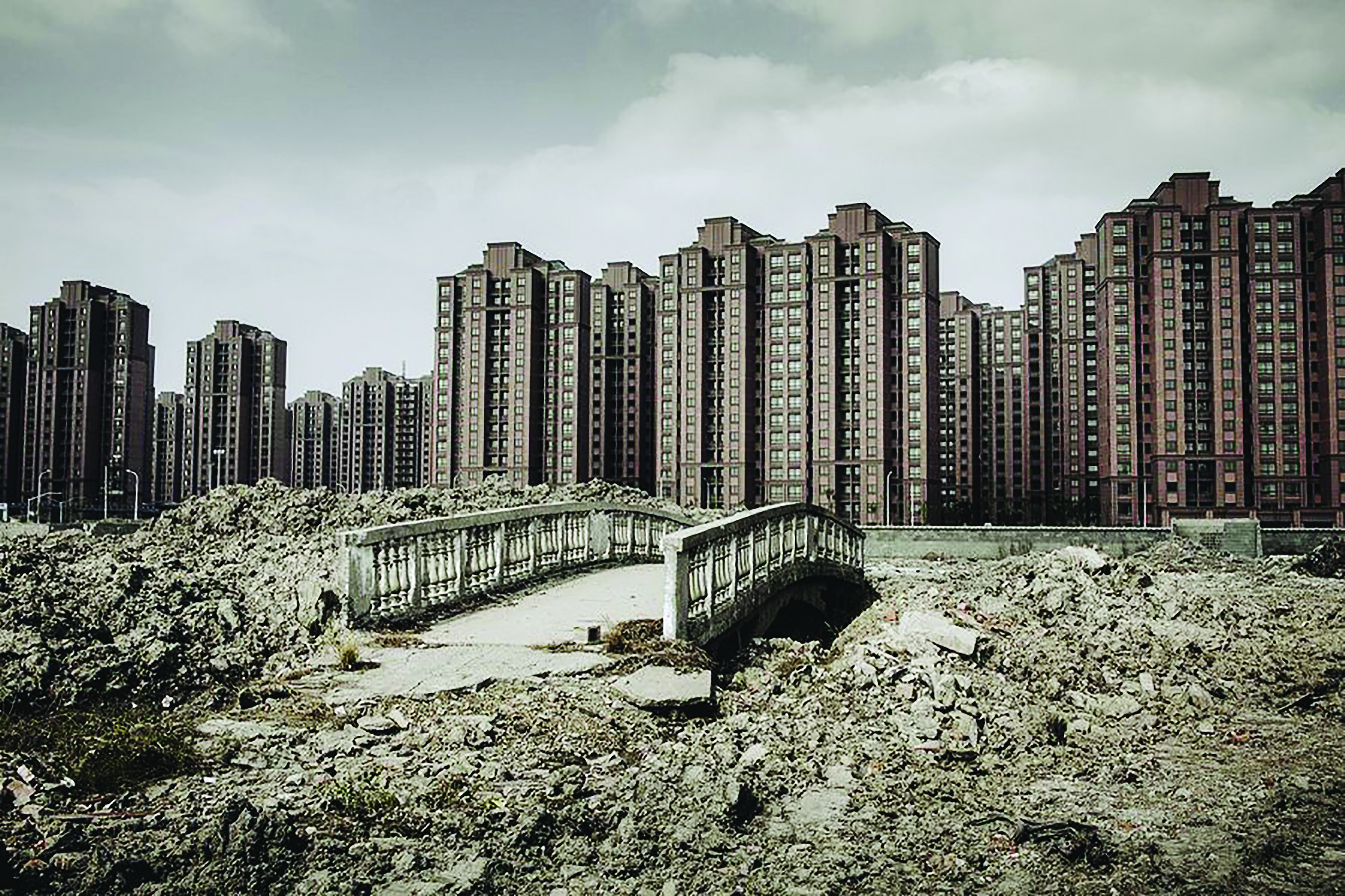 Зачем в китае строят города-призраки? фото