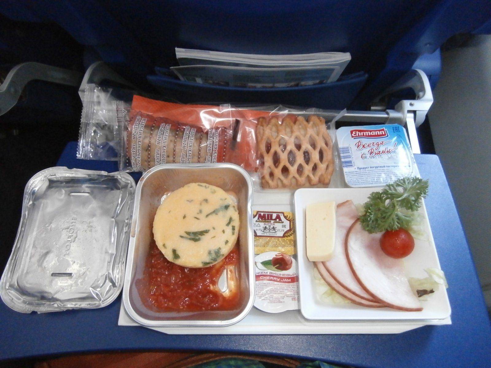 Сели – поели. еда в самолёте: сколько стоит, что можно брать, лайфхаки для путешествий