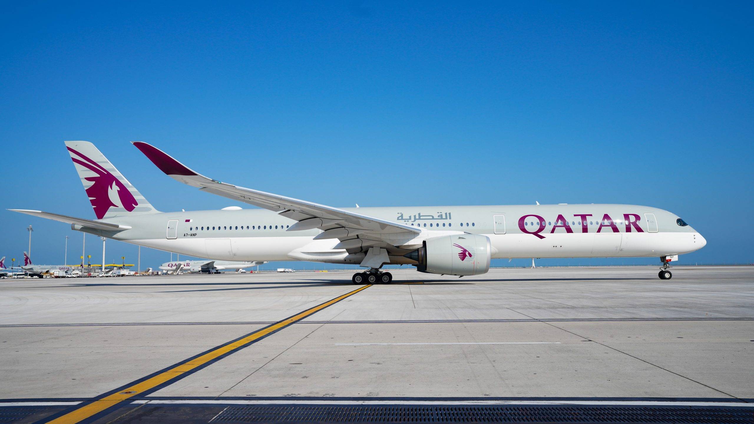Лететь до малайзия. Катар Эйрвейз. Катар авиакомпания. Катар б 737 Макс. Qatar 767.