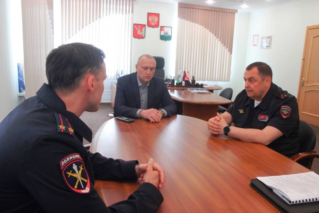 Горячая линия мвд россии вологодская область | ☎️  горячая линия 8 800