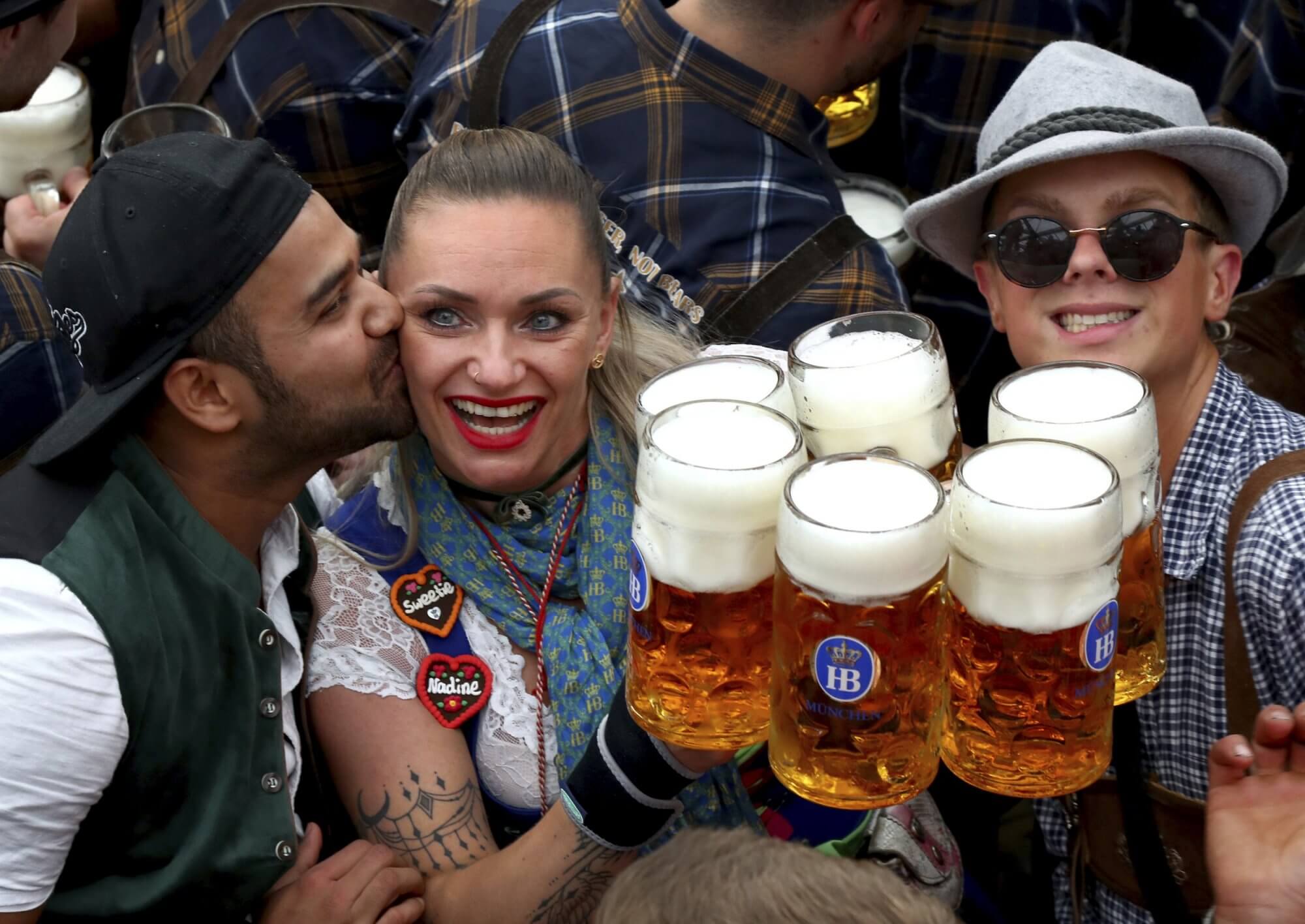 Праздник пива в германии: когда проходит фестиваль октоберфест