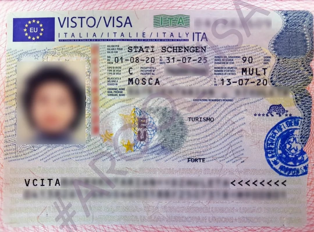 Какая виза нужна в италию. Виза шенген Италия 2022. Шенгенская виза в Италию 2021. Итальянская туристическая виза. Туристическая виза в Италию.