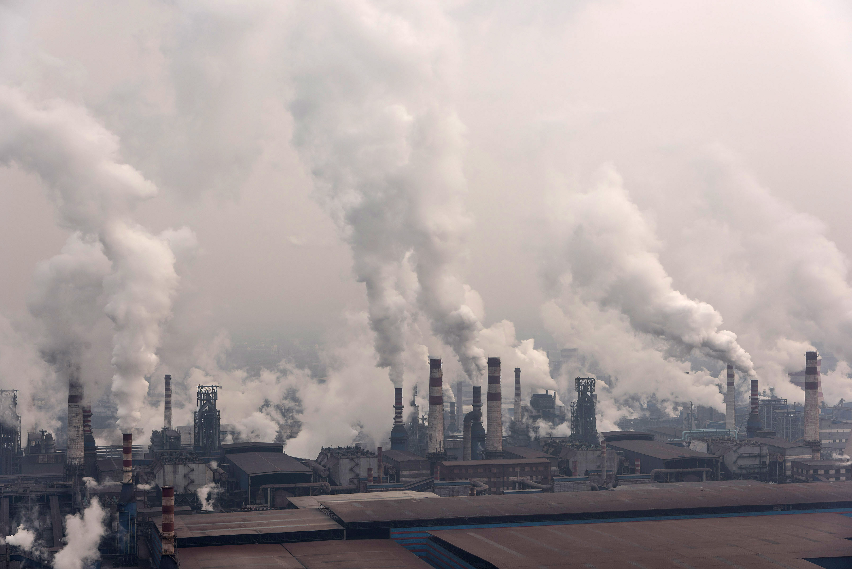 Основные экологические проблемы китая. Загрязнение воздуха в Китае. Загрязненный воздух в Китае. Экология Китая. Промышленное загрязнение.