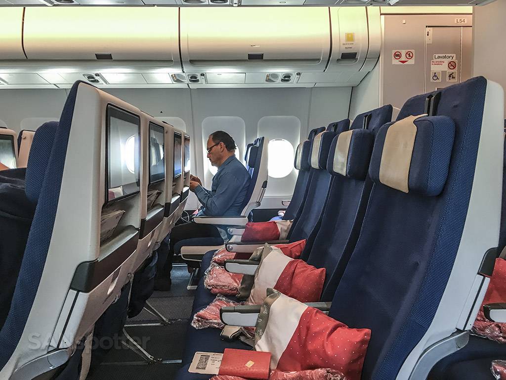 Edelweiss air (эдельвейс эйр): что за авиакомпания, какие самолеты имеет во флоте, направления перелетов и отзывы пассажиров